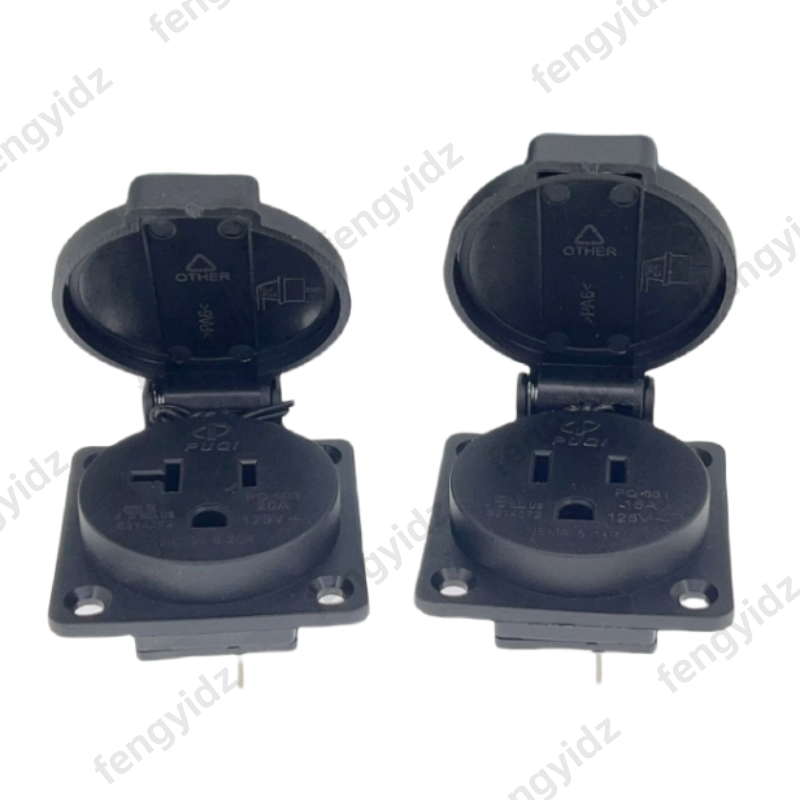 Black 125V 15A 20A IP44 CE Ame - Outdoor Lighting Japan recensione e prezzo
