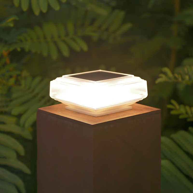 Modern Transparent Solar Post  - Post Cap Light recensione e prezzo