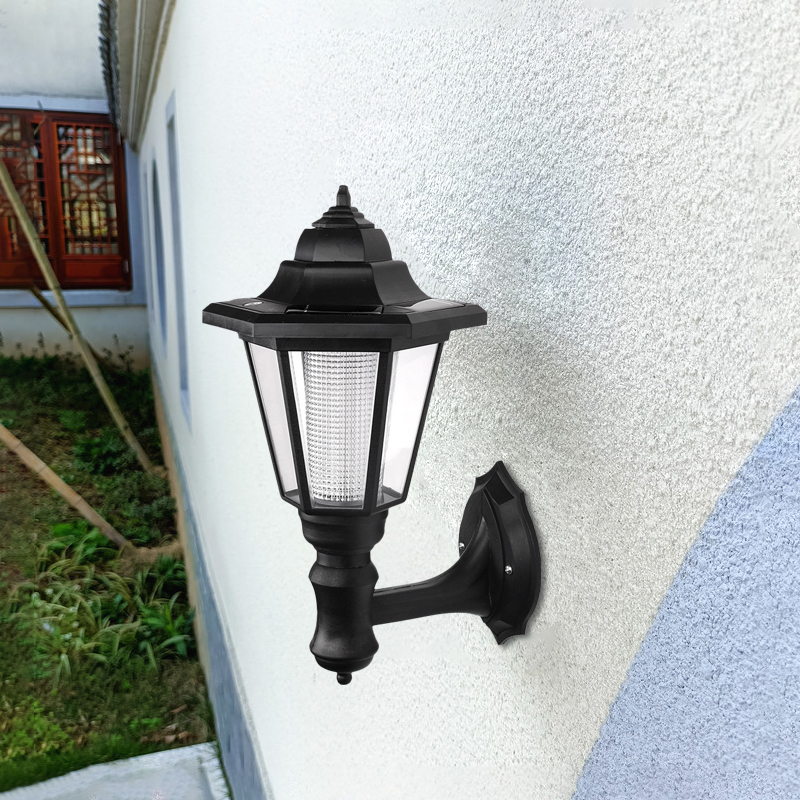 Retro Solar Wall Lamp, 1000mah - Outdoor Lighting Front Yard recensione e prezzo