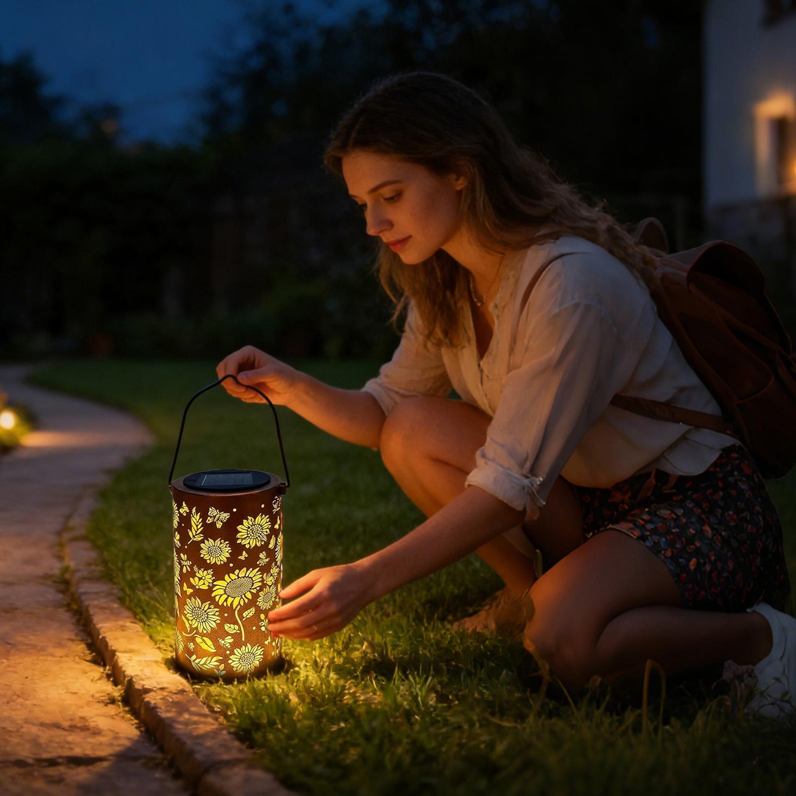 Outdoor Solar Lantern Metal Wa - Outdoor Lighting Front Yard recensione e prezzo
